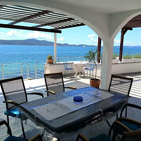 Poseidon Holiday home *